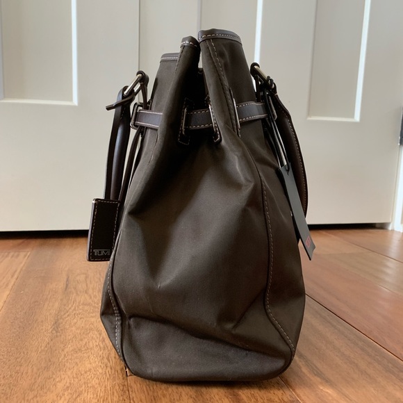 SOLD TUMI Reversible Tote Purse Travel Bag NWT - Picture 3 of 7